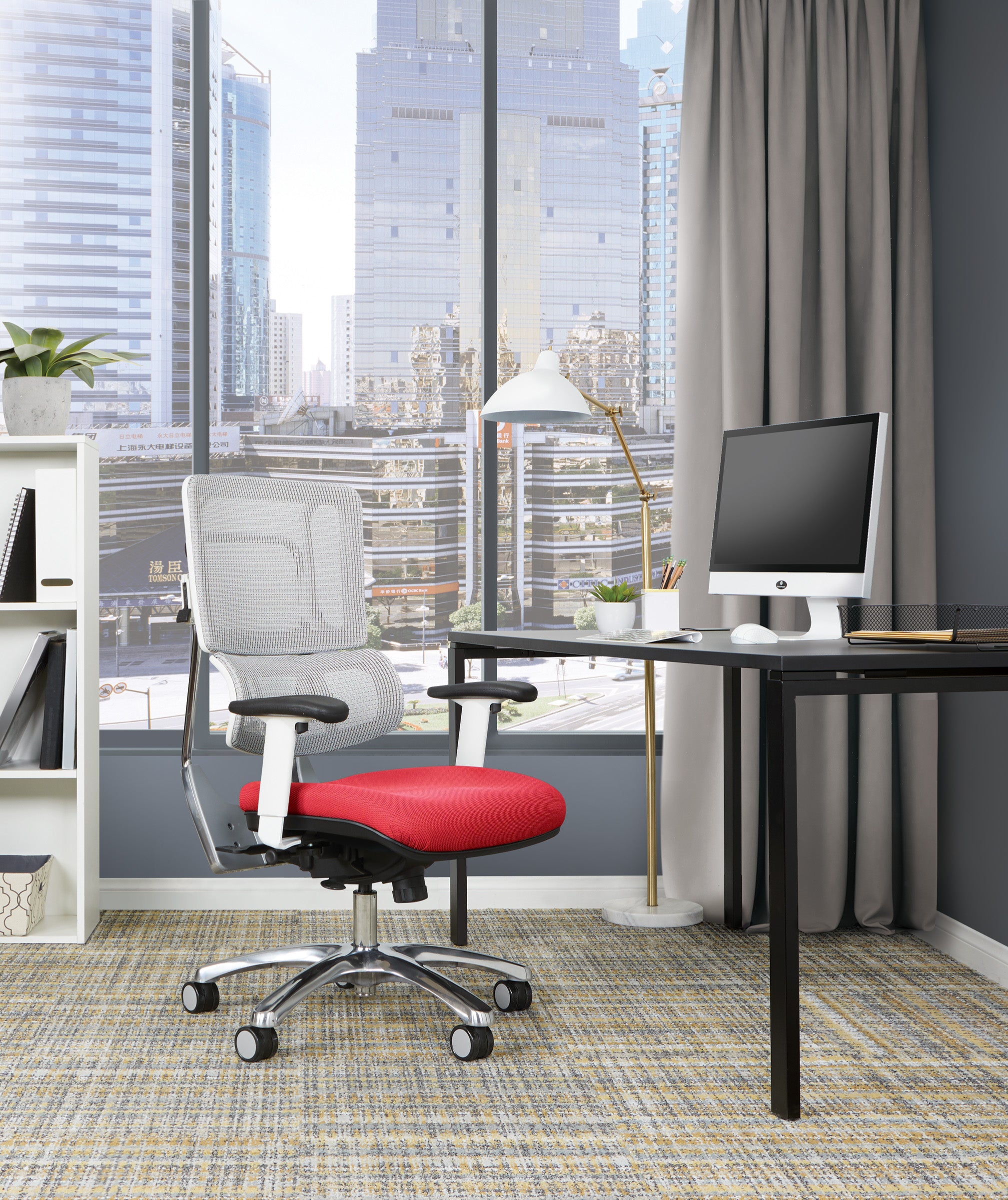 White Vertical Mesh Chair